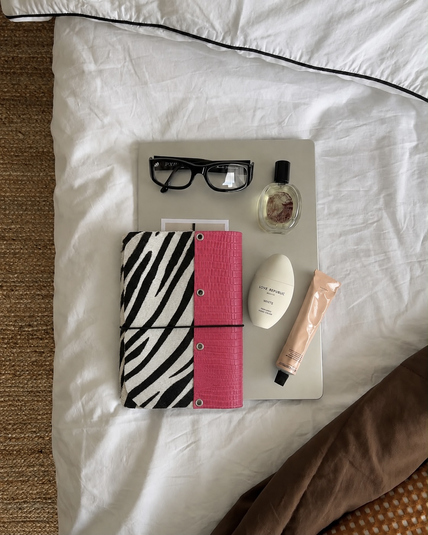 PINK ZEBRA ESSENCE