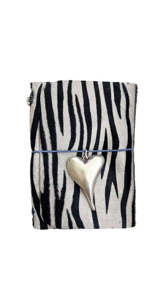 BLUE ZEBRA ESSENCE
